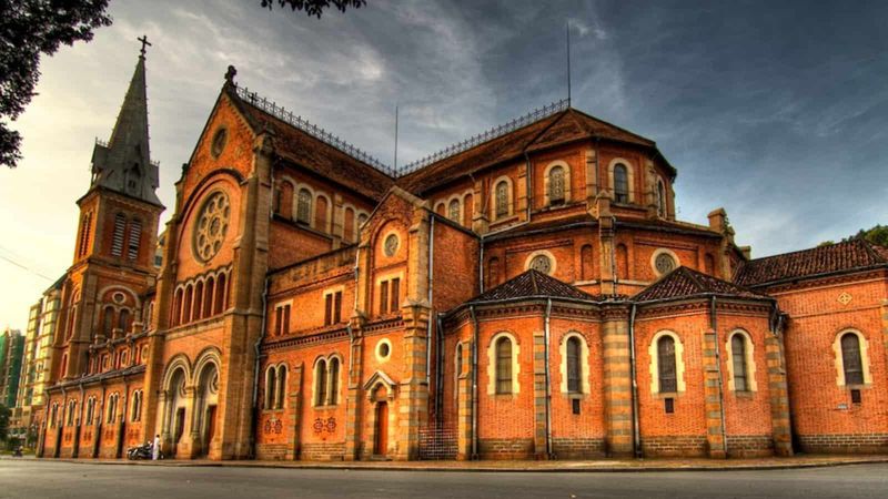 Nhà thờ Đức Bà Sài Gòn